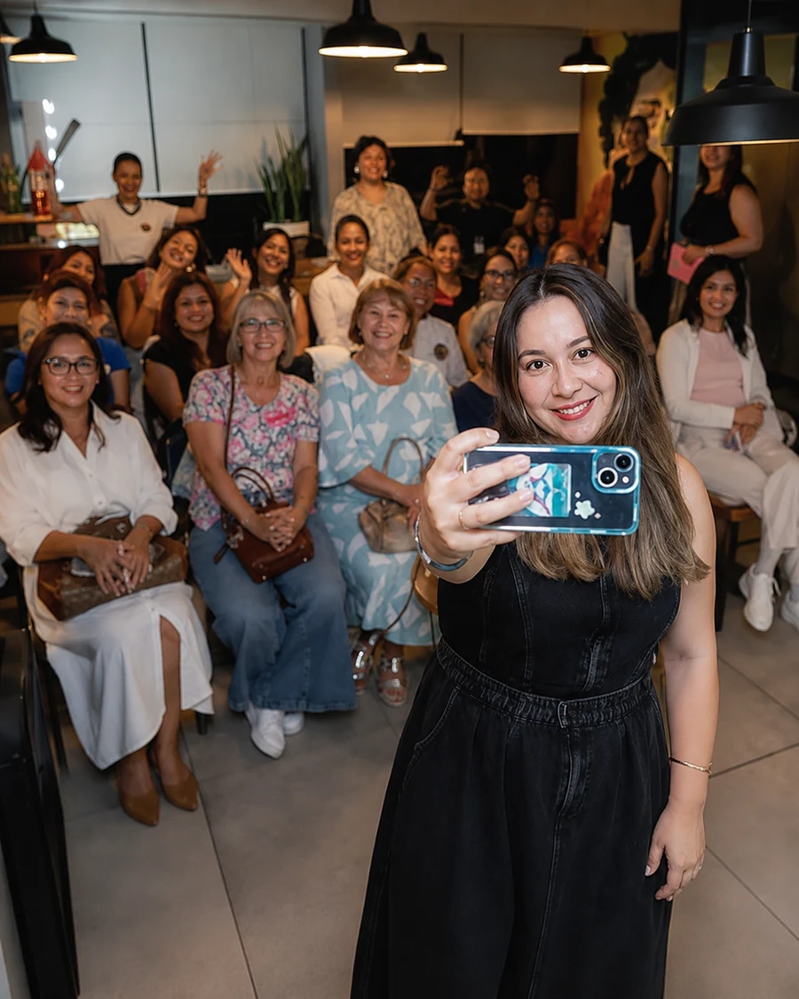 Facilitadores durante una experiencia formativa de Las Artes Lima